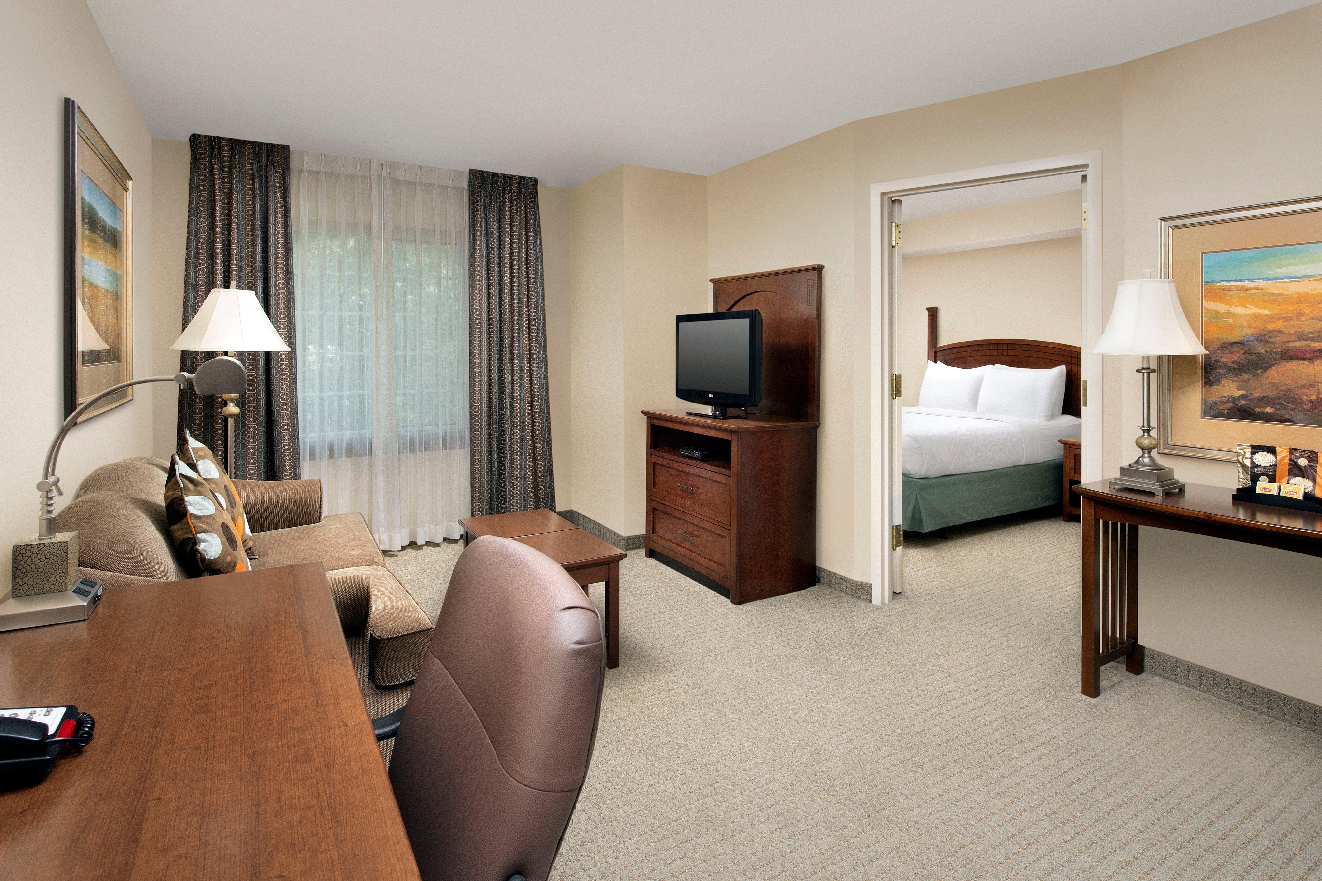 Staybridge Suites North Brunswick, An Ihg Hotel Экстерьер фото