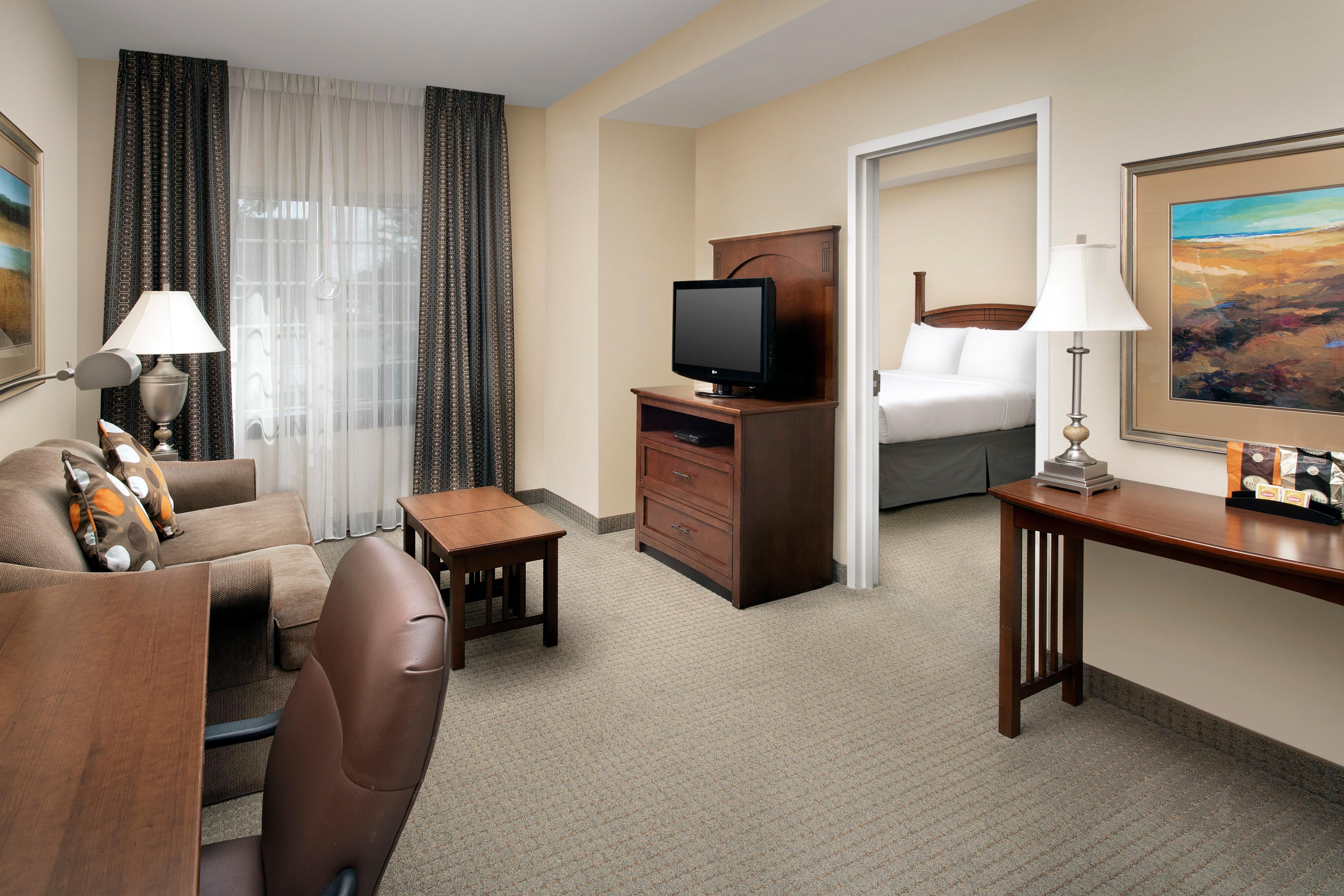 Staybridge Suites North Brunswick, An Ihg Hotel Экстерьер фото